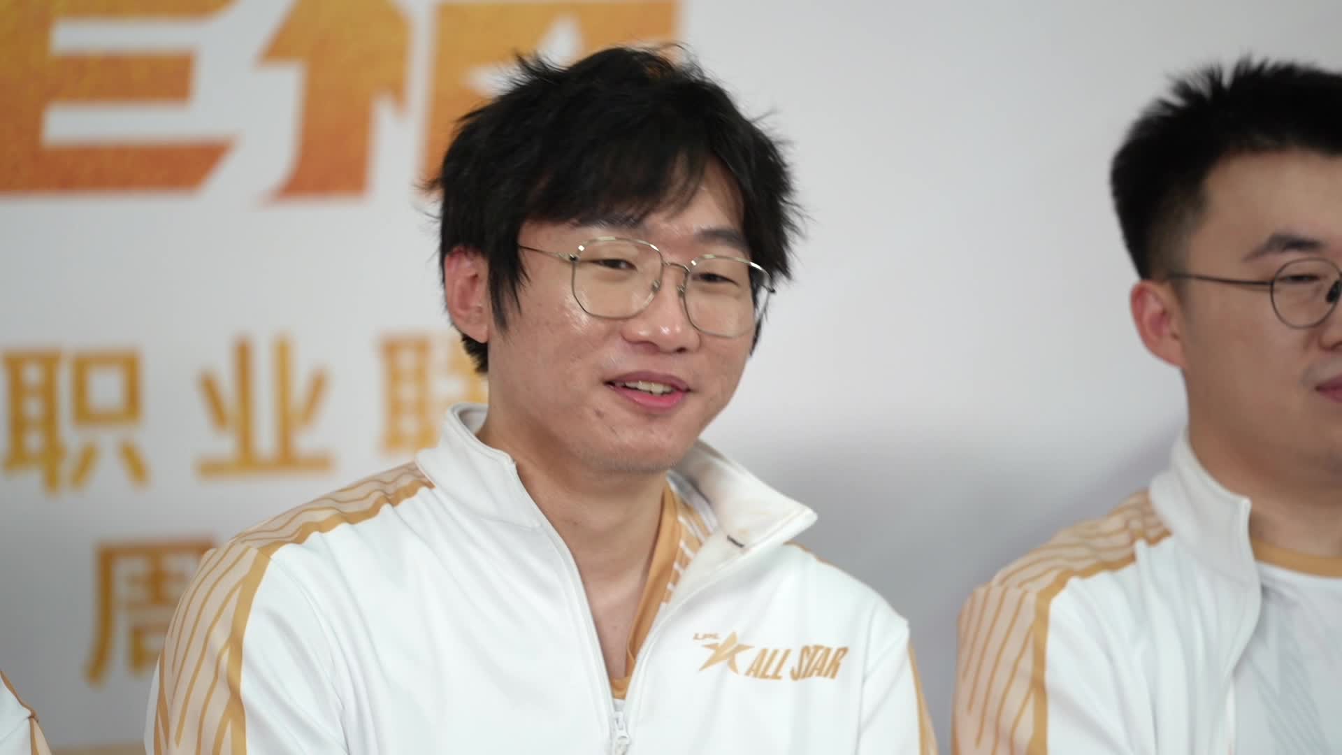 Ning谈为何全明星赛场选用心之钢